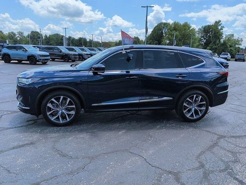 Used 2024 Acura MDX SH-AWD w/ Technology Package image 4