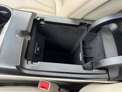 Used 2016 Lincoln MKX Reserve w/ Climate Package image 37