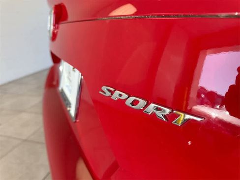 Used 2019 Honda Civic Sport image 11