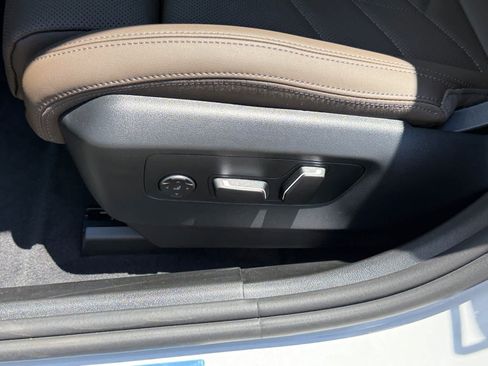 New 2027 BMW 550e xDrive AWD/4WD image 13