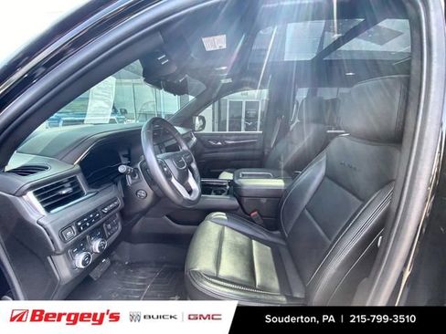 Used 2023 GMC Yukon Denali w/ Denali Reserve Package AWD/4WD image 8