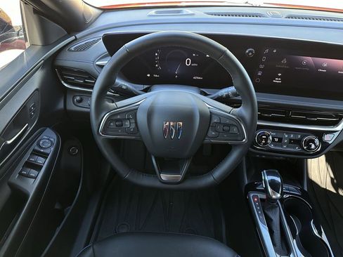 Used 2024 Buick Envista Sport Touring w/ Convenience I Package image 15