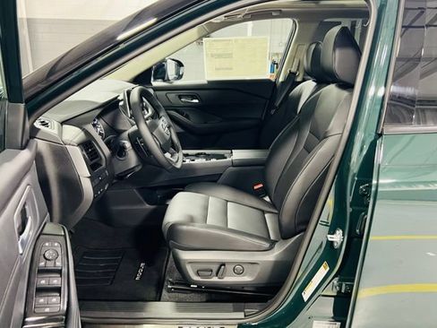 New 2026 Nissan Rogue Dark Armor FWD image 19