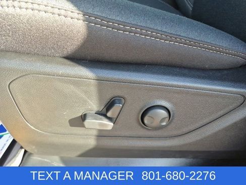New 2026 RAM 1500 4x4 Crew Cab image 19