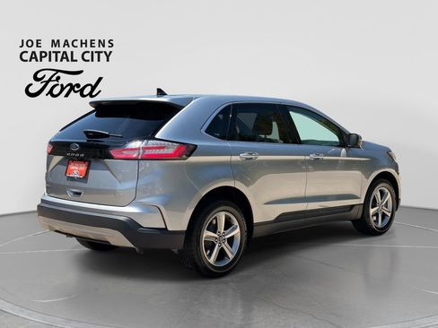 Used 2022 Ford Edge SEL w/ Convenience Package AWD/4WD image 5