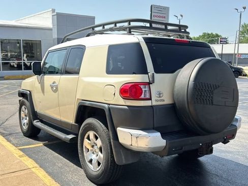 Used 2008 Toyota FJ Cruiser 4WD image 7