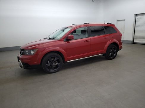 Used 2020 Dodge Journey Crossroad FWD image 2