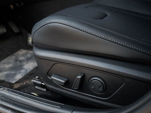 New 2026 Hyundai Elantra Limited image 16