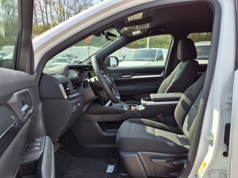 New 2026 GMC Terrain Elevation w/ Technology Package II FWD image 16