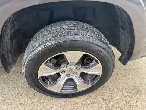 Used 2019 RAM 1500 Laramie image 10