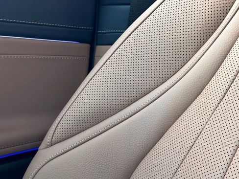 New 2026 Mercedes-Benz CLE 300 4MATIC Coupe image 19