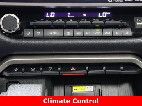 Used 2023 Toyota Tundra Limited image 20