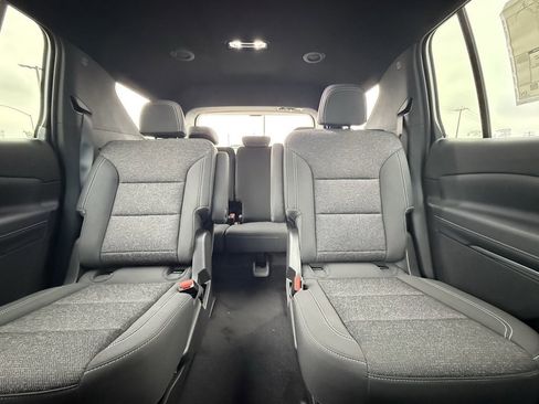 New 2026 Chevrolet Traverse LT w/ Driver Confidence Package image 30