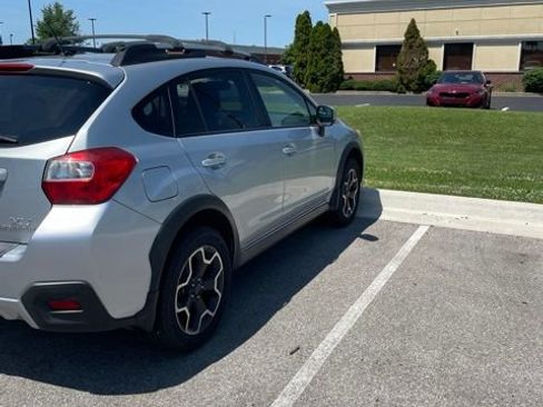 Used 2013 Subaru Crosstrek 2.0i Premium w/ Popular Pkg 1 AWD/4WD image 2