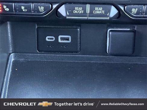 Used 2023 Chevrolet Suburban Premier image 20