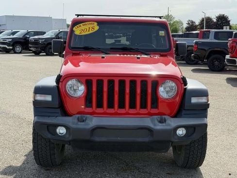 Used 2018 Jeep Wrangler Unlimited Sport S AWD/4WD image 3