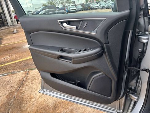Used 2024 Ford Edge SEL AWD/4WD image 18