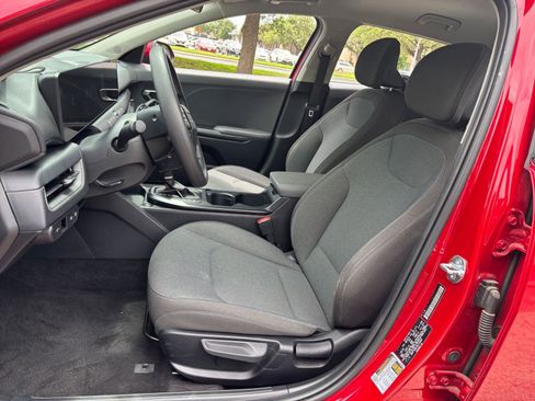 Used 2025 Kia K4 LXS image 22