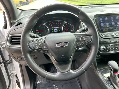 Used 2022 Chevrolet Equinox RS w/ RS Leather Package FWD image 14