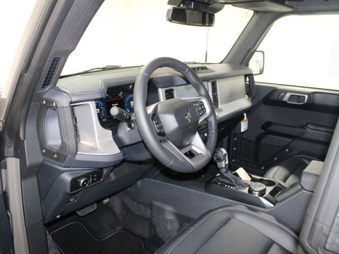 New 2025 Ford Bronco Outer Banks image 23