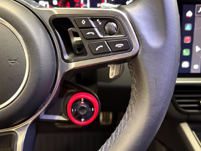 Certified 2023 Porsche Cayenne GTS AWD/4WD image 19