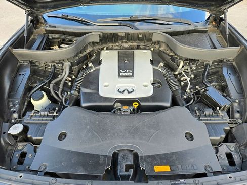 Used 2017 INFINITI QX70 2WD image 16