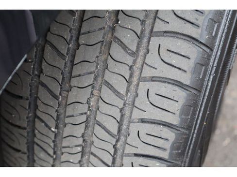 Used 2018 Chevrolet Malibu LS image 17