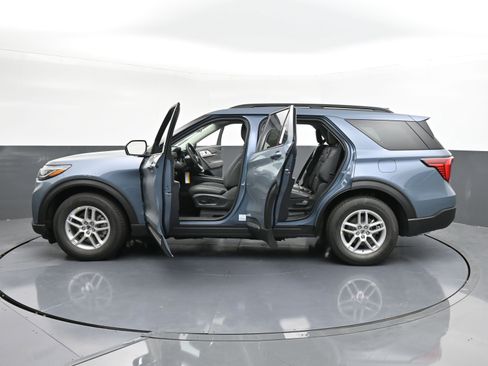 New 2025 Ford Explorer Active w/ Active Comfort Package image 27