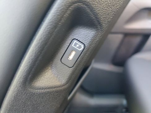 New 2026 Kia Sorento S image 13