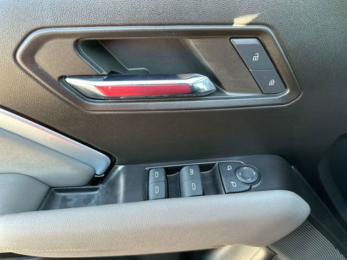 Used 2024 Chevrolet Colorado ZR2 w/ Technology Package image 13