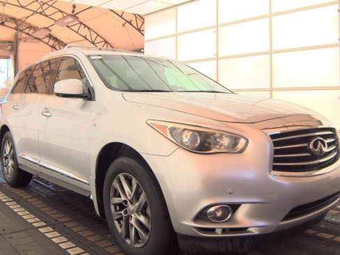 Used 2014 INFINITI QX60 AWD w/ Premium Plus Package image 3