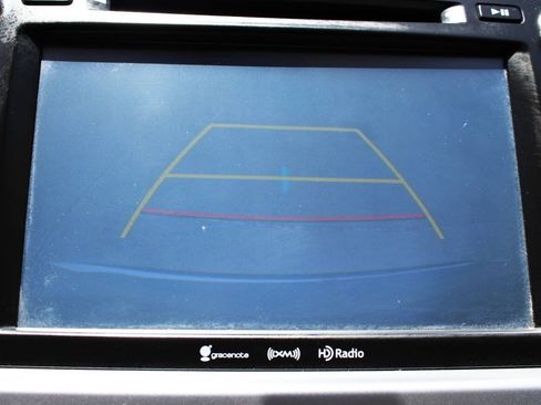 Used 2016 Toyota Highlander Limited FWD image 10