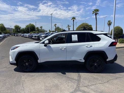 Used 2024 Toyota RAV4 XLE AWD/4WD image 4