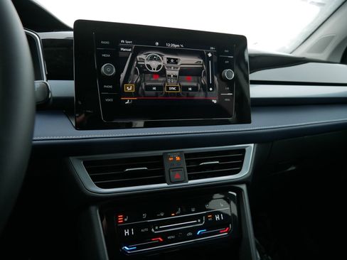 New 2026 Volkswagen Taos SEL image 10