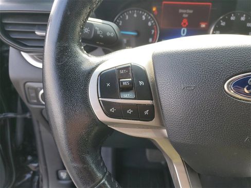 Certified 2022 Ford Explorer XLT image 23