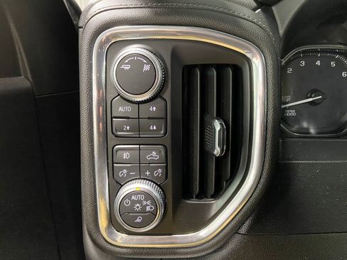 Used 2019 GMC Sierra 1500 SLT w/ SLT Premium Package image 17