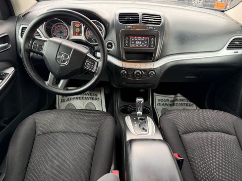 Used 2015 Dodge Journey SXT w/ Flexible Seating Group FWD image 15