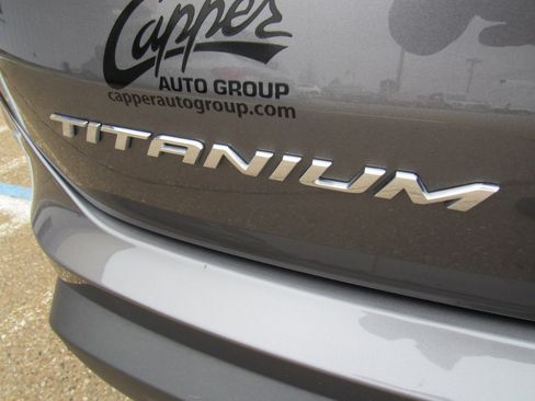 Used 2024 Ford Edge Titanium image 42