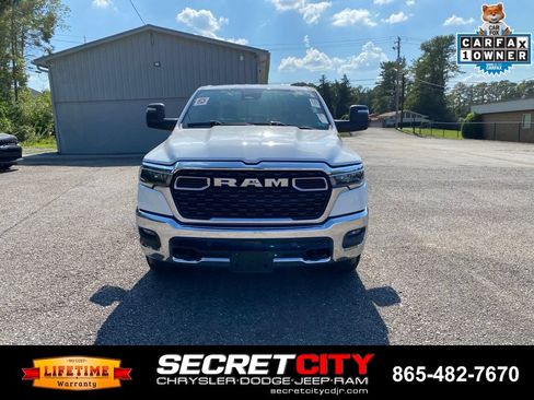 Used 2025 RAM 1500 Big Horn AWD/4WD image 2