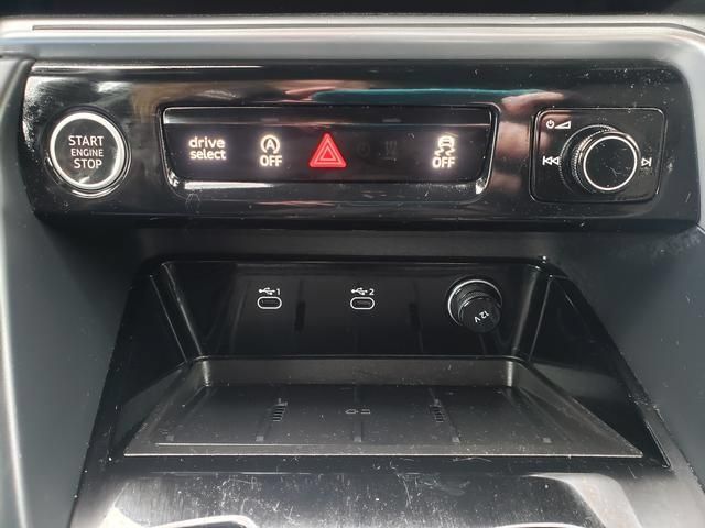 Used 2025 Audi Q5 Premium w/ Convenience Package AWD/4WD image 18