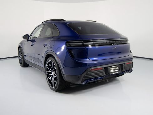 Certified 2024 Porsche Macan Turbo Electric image 3