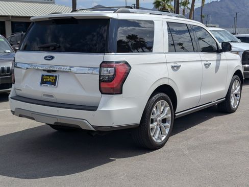 Used 2019 Ford Expedition Limited w/ Equipment Group 302A AWD/4WD image 2