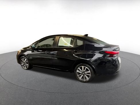 Used 2025 Nissan Versa SV image 10