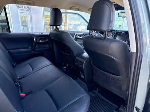 Used 2022 Toyota 4Runner TRD Off-Road Premium w/ TRD Black Wheel Package (TMS) AWD/4WD image 29