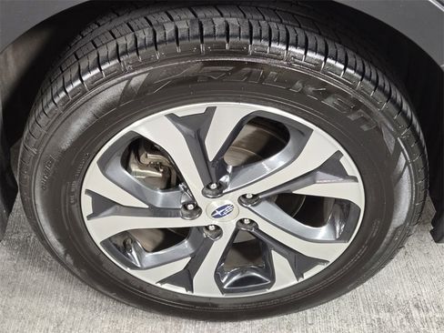 Certified 2022 Subaru Outback Touring XT w/ Popular Package #2 image 10