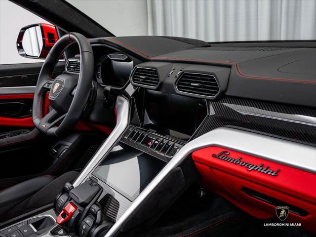 Used 2024 Lamborghini Urus S AWD/4WD image 42