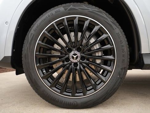 Certified 2025 Mercedes-Benz GLC 300 4MATIC image 13