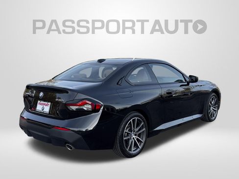 Used 2025 BMW 230i xDrive Coupe w/ Convenience Package AWD/4WD image 7