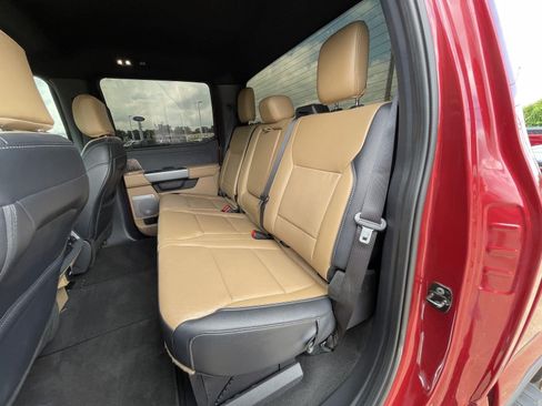 Used 2025 Ford F250 Lariat w/ Chrome Package AWD/4WD image 43
