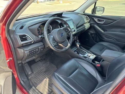 Used 2021 Subaru Forester Touring image 9